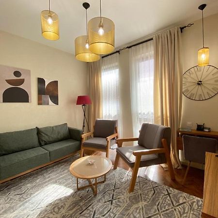 Апартаменты В Esentai City Almaty Bagian luar foto