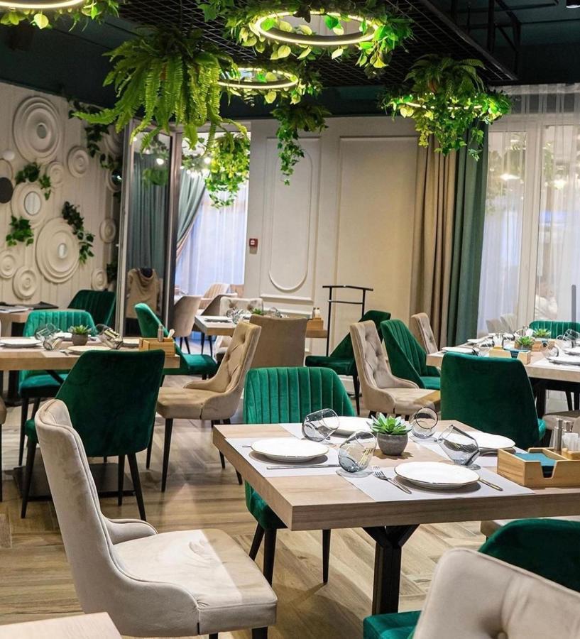 Апартаменты В Esentai City Almaty Bagian luar foto